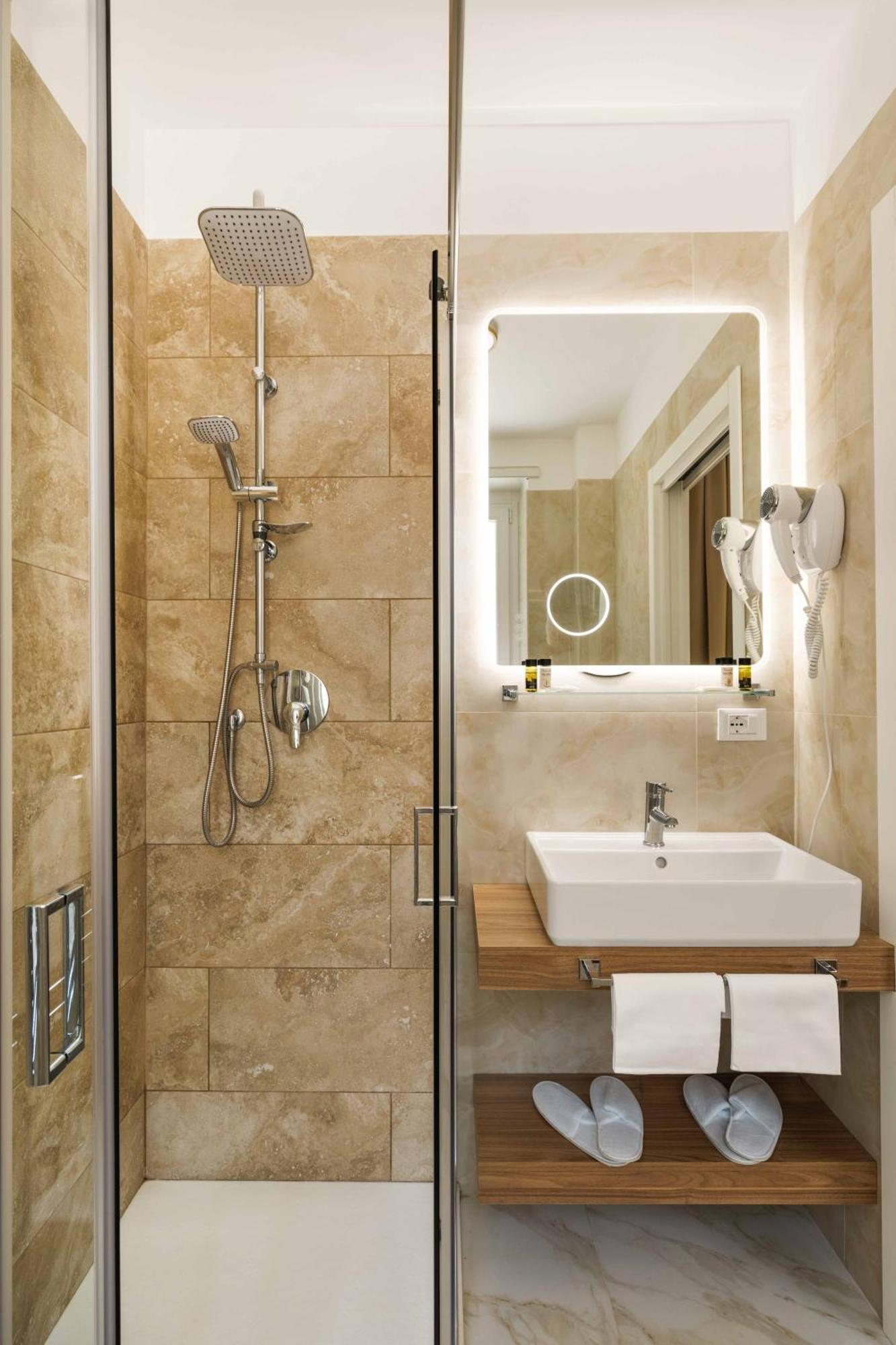 Albadea Deluxe Hotel Rome Exterior photo