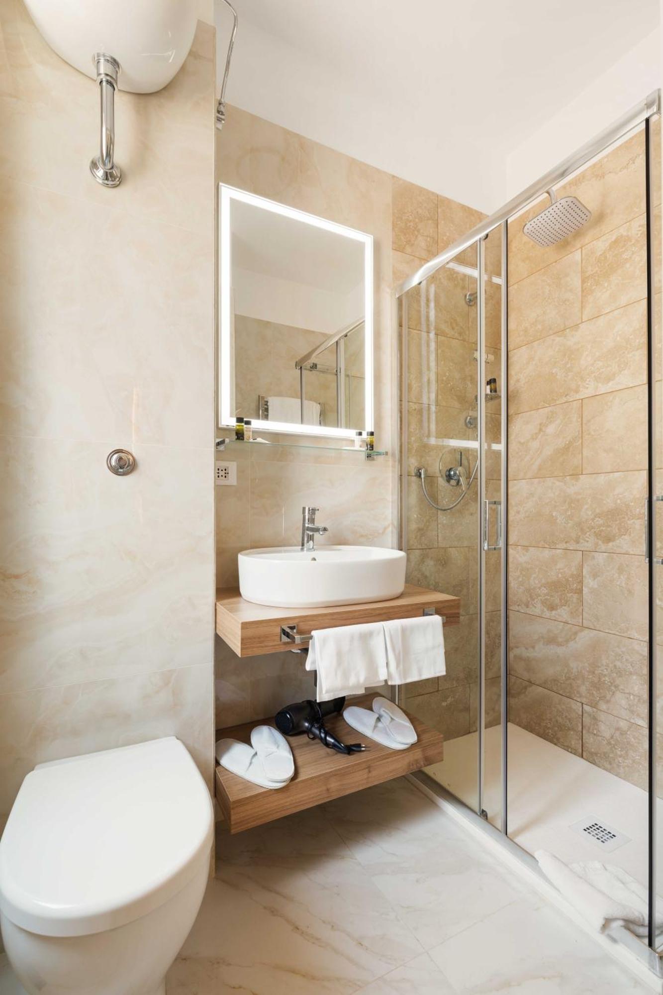 Albadea Deluxe Hotel Rome Exterior photo